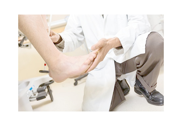 Achilles tendon injury: causes, symptoms, diagnosis, treatment and rehabilitation