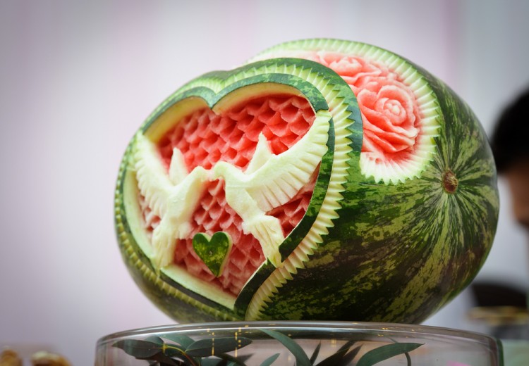 Water melon diet, its benefits, risks and recommended diet and detox plans