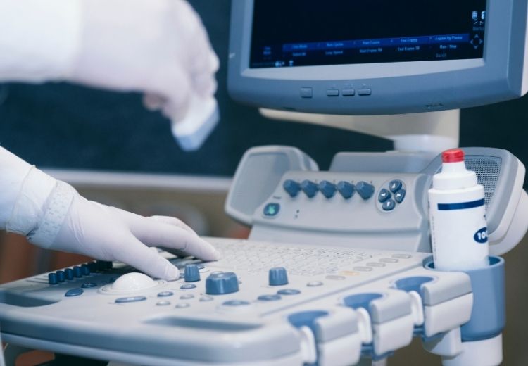 Ultrazvukové vyšetření ledvin je rychlé a neinvazivní