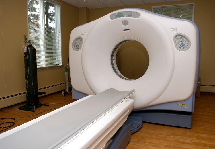 Pri diagnostike hemoperitónea sa používajú zobrazovacie metódy ako CT alebo ultrazvuk